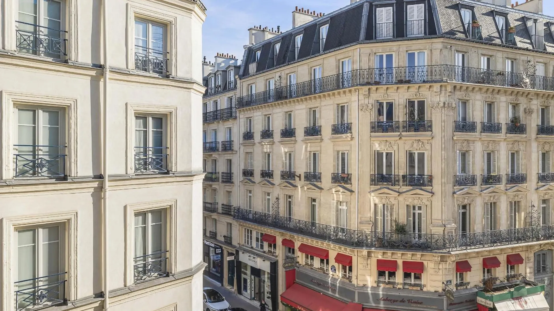 Pauline Apartment Paris