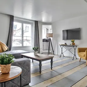 Apartment 1 Bedroom Le Marais Temple, Paris